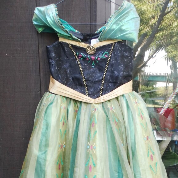 Disney Store Princess Anna Royal Dress Costume Size 9/10 w tiara/crown EUC - Picture 4 of 11